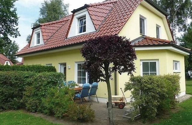 Holiday home for 5 guests with 71m² in Zingst (21609)