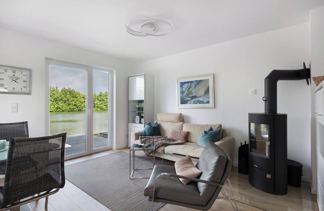Holiday Home 'Haus Sophia' with Lake View, Private Terrace and Wi-Fi