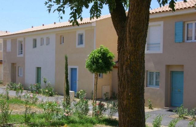 Holiday Home in France with Garden Terrace