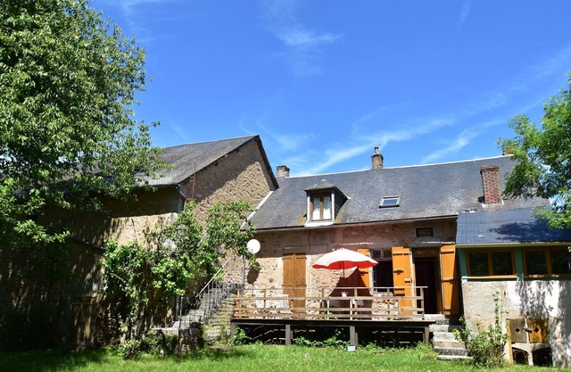Holiday Home in Gacogne near 5 Lakes