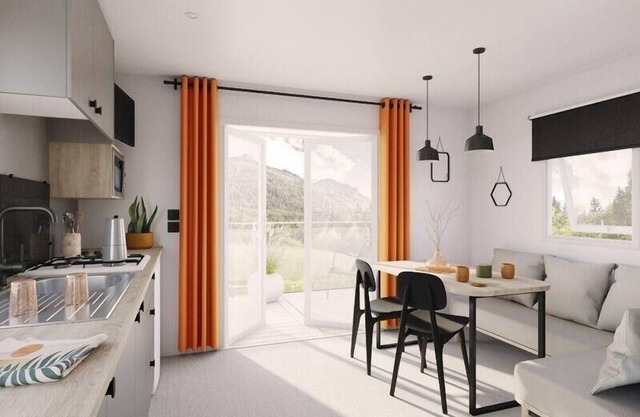 Holiday home in Hohenlychen with barbecue, loggia 5