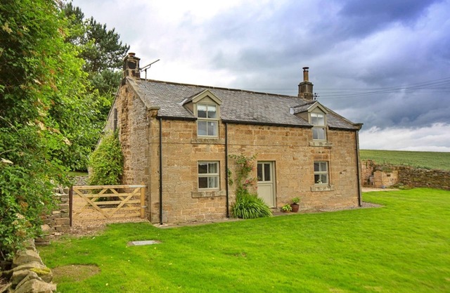 Holiday Home in UK with Private Garden