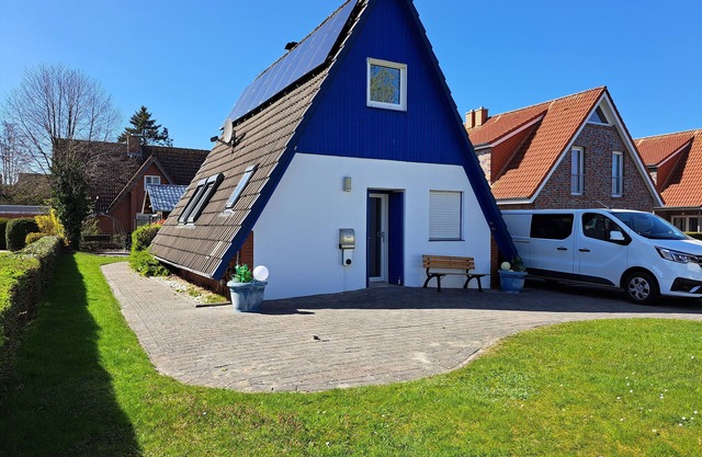 Holiday Home 'Lotte' with Sea View, Private Terrace and Wi-Fi