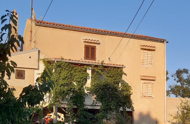 Holiday Home Loznati