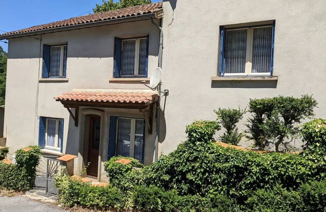 Holiday Home 'Maison De Vacances En Campagne' with Private Terrace, Private Garden and Wi-Fi