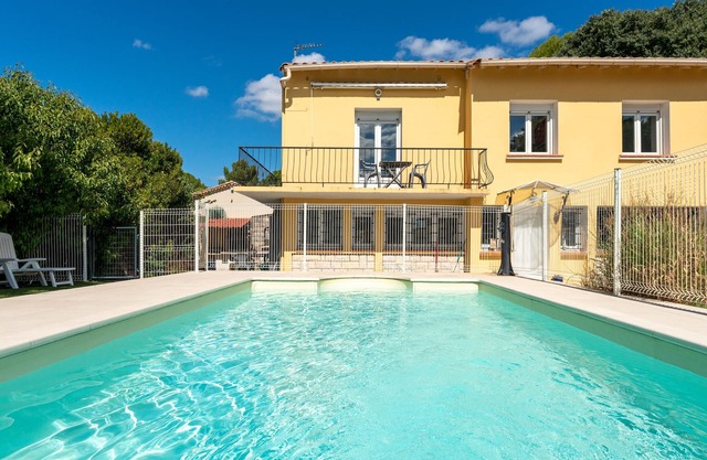 Holiday Home 'Maison Des Charmettes' with Private Garden, Balcony and Wi-Fi