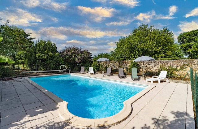 Holiday Home 'Maison En Pierre Piscine Clim' with Private Pool, Wi-Fi and Air Conditioning