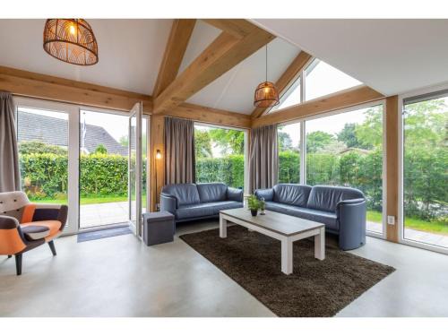 Holiday Home near Beach Burgh-Haamstede, cleaning included