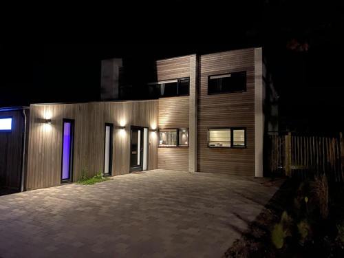 Holiday Home Nieuwvliet near Beach & Dunes, cleaning included