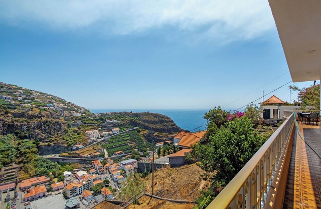 Holiday Home 'Pico The Best View' with Sea View, Private Terrace and Balcony