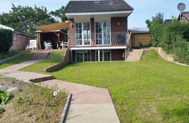 "HOLIDAY-HOME-PRIWALL" with lake-view and sound of the sea in relaxed atmosphere