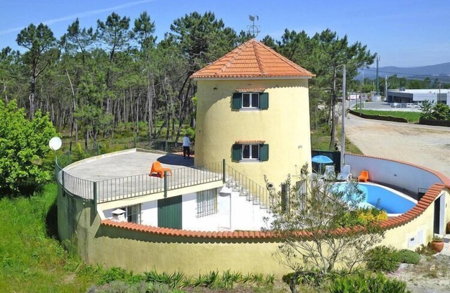 Holiday home with private pool in Barcelos