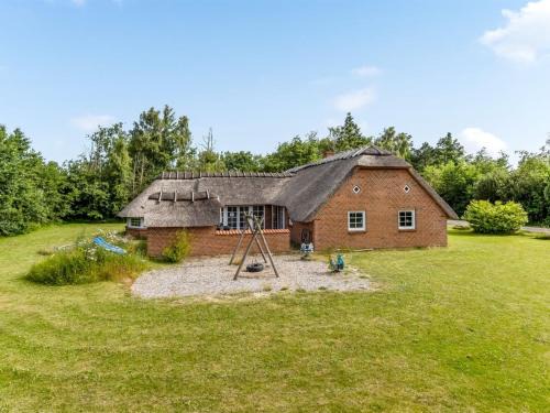 Holiday Home Tara - 900m from the sea by Interhome