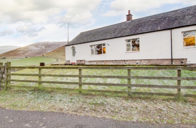 Holiday Home The School House by Interhome