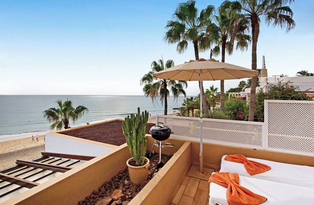 Holiday home "Torre 5" with Sea View, Terrace & Wi-Fi