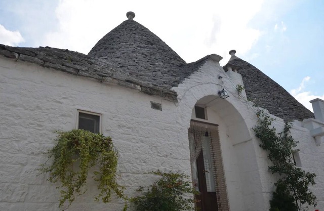 Holiday Home Trullo Zio Cosimo Alberobello with A/C & Wi-Fi