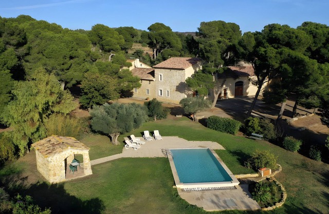 Holiday Home 'Wine Estate Mas 10 Min from Narbonne' with Private Pool