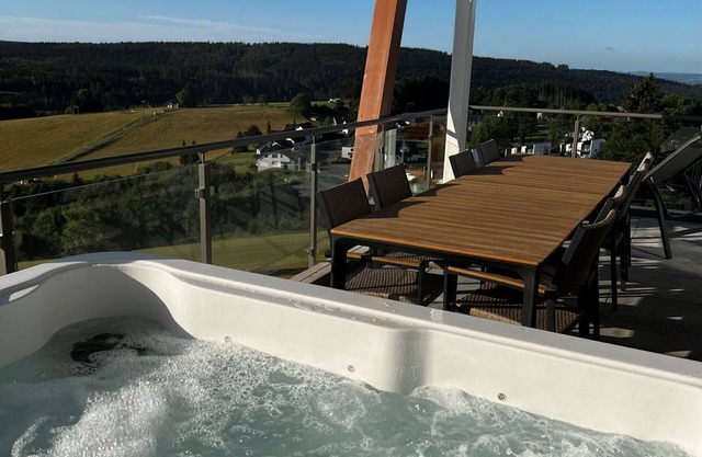 Holiday Home 'Winterberg D4' with Mountain View, Shared Terrace and Wi-Fi