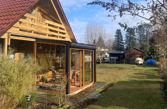 Holiday home with direct water access in Berlin-Köpenick