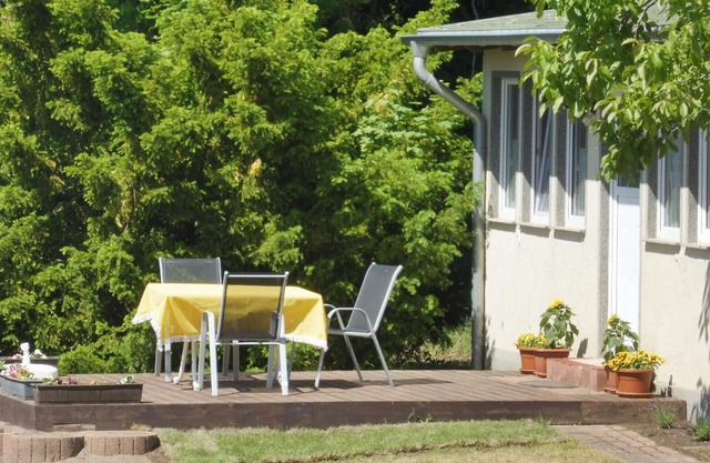 Holiday home with pool