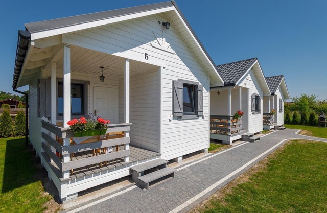 Holiday homes close to the seaside beach