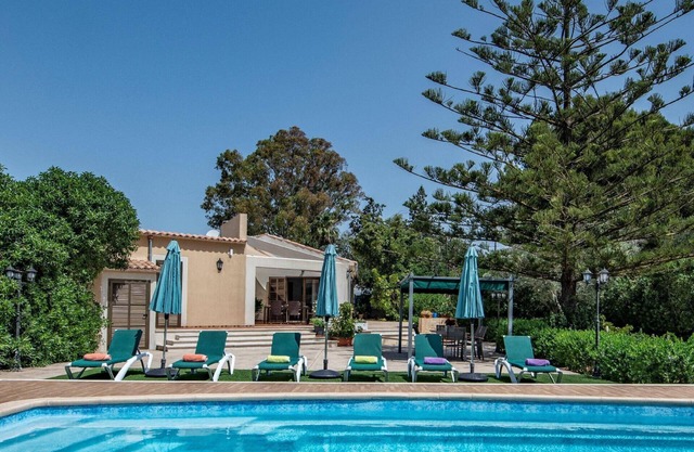 Holiday house Cala Bona for 1 - 8 persons with 4 bedrooms - Holiday house