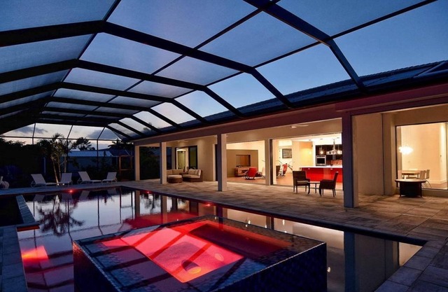 Holiday house Cape Coral for 1 - 8 persons with 4 bedrooms - Holiday home
