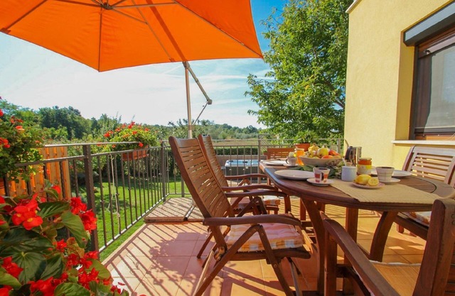Holiday house Dajla for 1 - 4 persons with 2 bedrooms - Holiday home