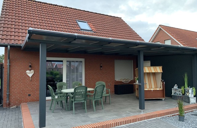 Holiday house ` Villa Wiltfang ' directly on the Timmler Meer suitable for allergy sufferers