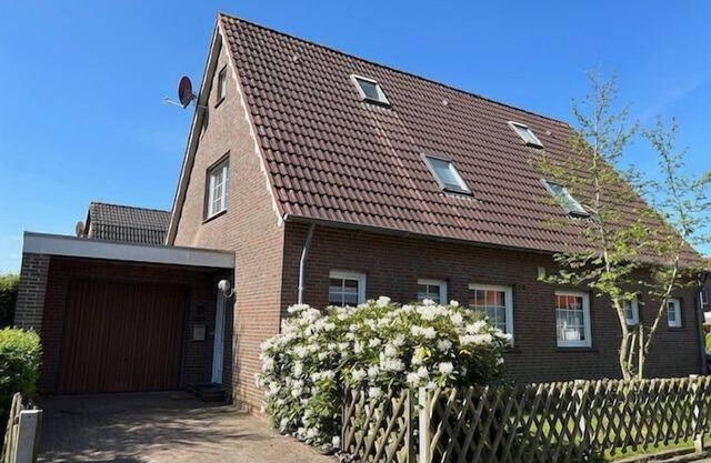 Holiday house Dornumersiel for 1 - 4 persons with 2 bedrooms - Twin house