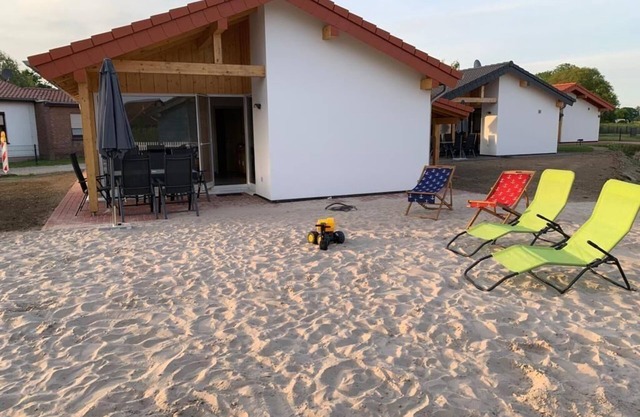 Holiday house Eckwarderhörne for 1 - 6 persons with 3 bedrooms - Holiday home