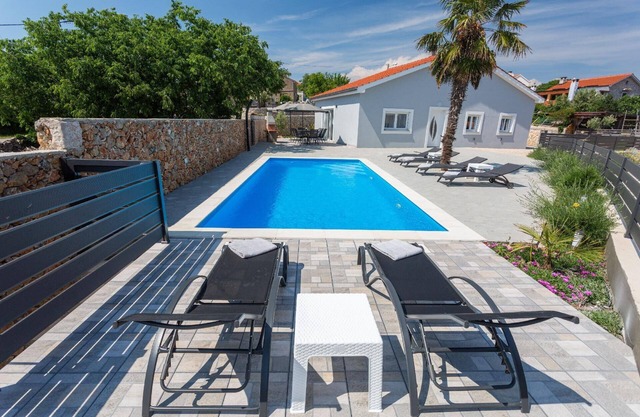 Holiday house Garica for 1 - 6 persons with 3 bedrooms - Holiday home