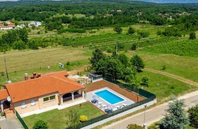 Holiday house Labin for 1 - 6 persons with 3 bedrooms - Holiday house
