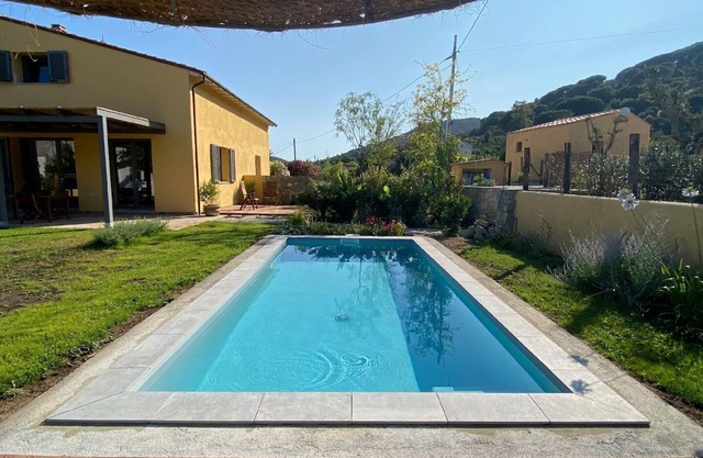 Holiday house Marina di Campo for 1 - 6 persons with 2 bedrooms - Twin house