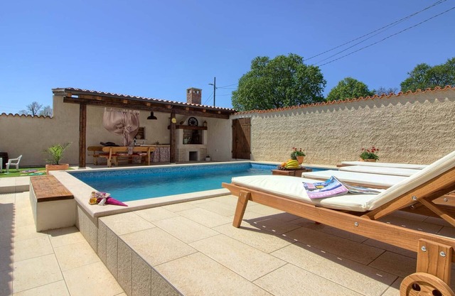 Holiday house Manjadvorci for 1 - 6 persons with 2 bedrooms - Holiday home