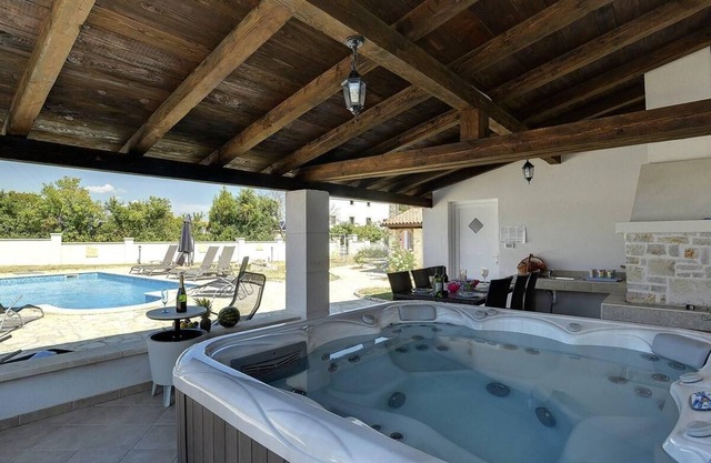 Holiday house Marcana for 1 - 12 persons with 4 bedrooms - Holiday home