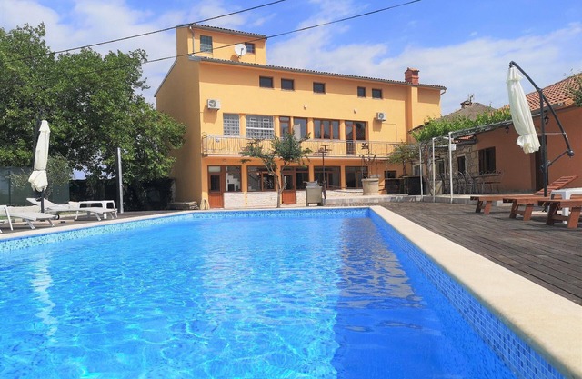 Holiday house Marcana for 1 - 18 persons with 9 bedrooms - Holiday apartment in one or multi-family