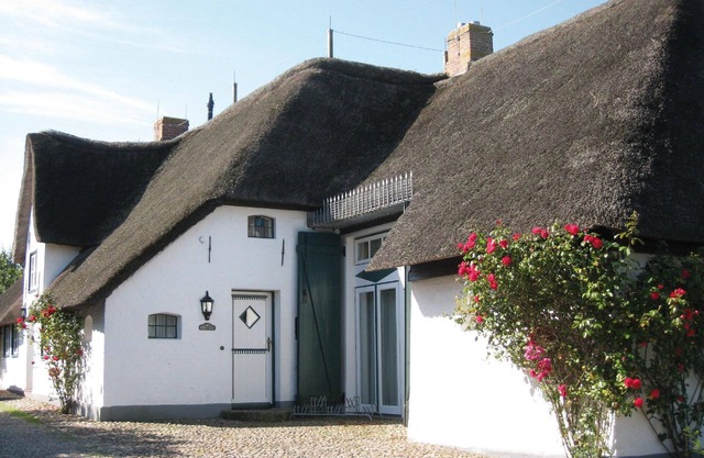 Holiday house Midlum for 1 - 5 persons with 3 bedrooms - Holiday home
