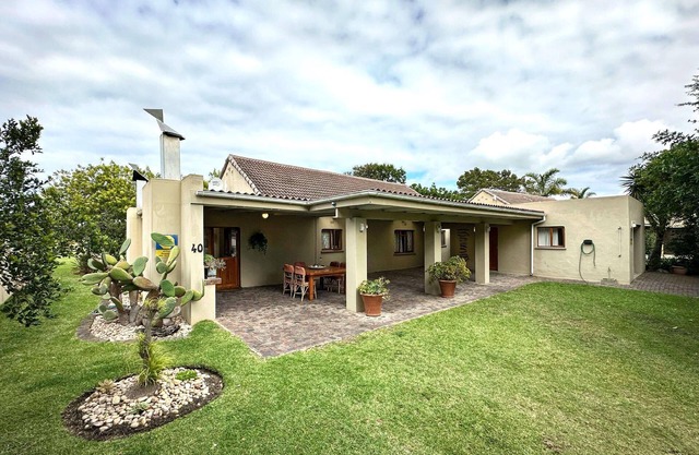 Holiday house Plettenberg Bay for 1 - 8 persons with 4 bedrooms - Holiday house