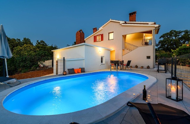 Holiday house Svetvinčenat for 1 - 8 persons with 3 bedrooms - Holiday home