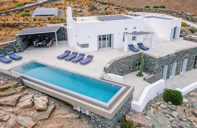 Holiday house Syros for 1 - 8 persons with 4 bedrooms - Holiday home