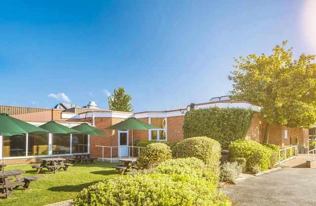 Holiday Inn Basingstoke by IHG