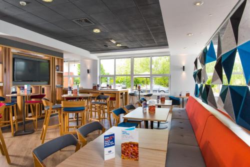 Holiday Inn Express Burton on Trent by IHG