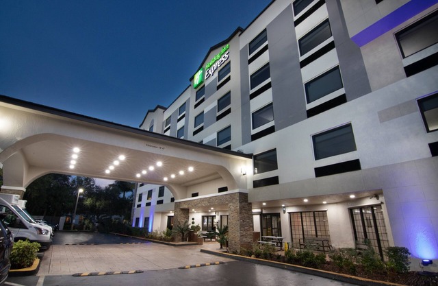 Holiday Inn Express & Suites Ft. Lauderdale Airport West by IHG
