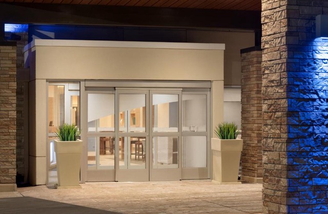 Holiday Inn Express & Suites - Cincinnati South - Wilder by IHG