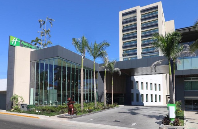 Holiday Inn & Suites - Puerto Vallarta Marina & Golf by IHG