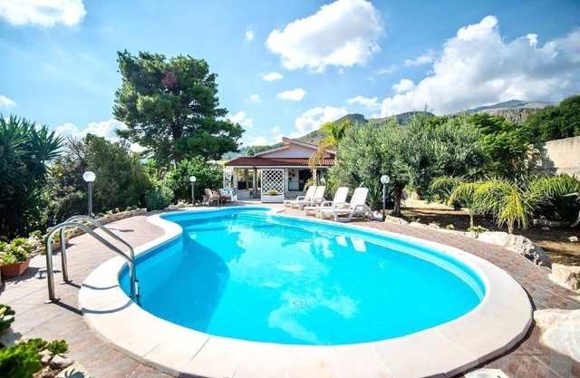 Holiday house Castellammare del Golfo for 1 - 10 persons with 5 bedrooms - Holiday house