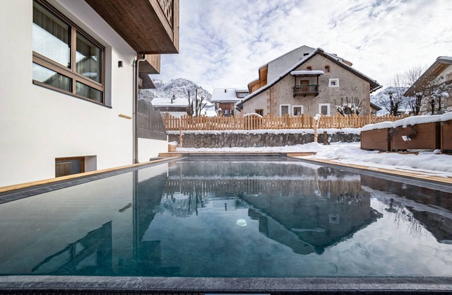 Holiday Apartment "Alnö Alcrep 1" with Shared Heated Pool & Shared Sauna