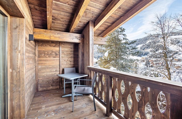 Holiday Apartment "Alnö Alpaisc 3" with Shared Heated Pool & Shared Sauna
