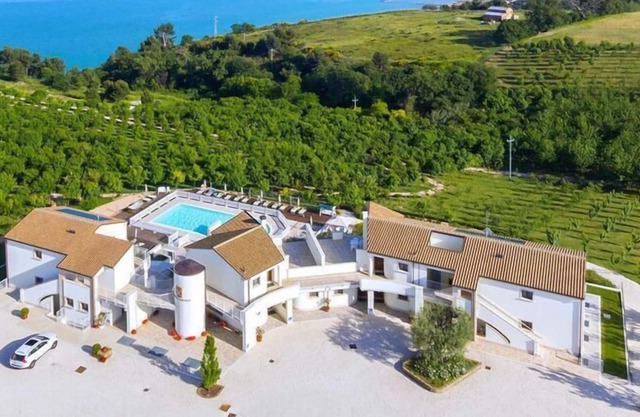 Holiday Resort Contea dei Ciliegi Pedaso